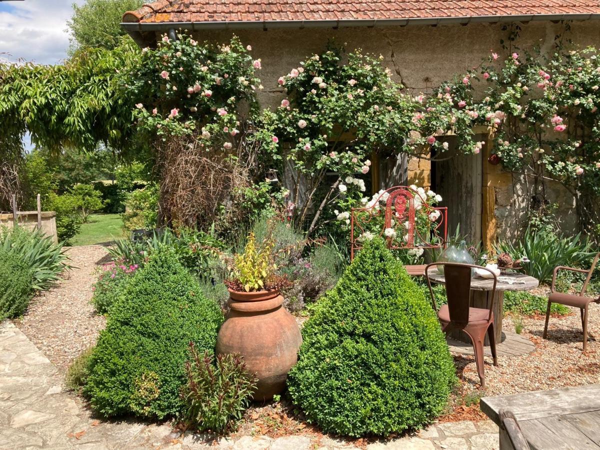 Les Jardins Des Soussilanges Panzió Céron Kültér fotó